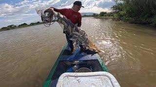 Vimos más de 2000 pescados en este río Pesca y cocina en Cúcuta norte de Santander .