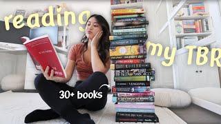 read through my TBR with me  30+ BOOKS  weekly reading vlog