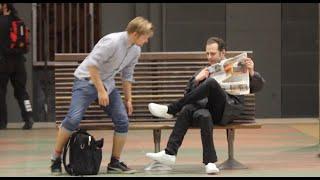 Three legged Man PRANK-Julien Magic