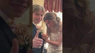 I went to prom with a fan... part 1 