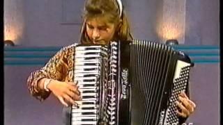 Monika Kahl 13 years old playing accordion live on GMSA