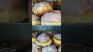 Fat Thursday in Poland Tłusty Czwartek w Polsce #Shorts #doughnut #Rzeszów #pączki