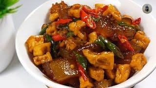 VERY DELICIOUS SAUTEED SWEET SPICY TOFU BEEF SKIN GREEN CHILLIES RECIPE