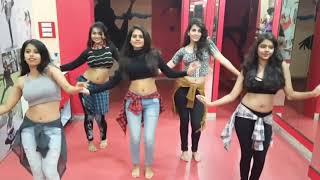 Hot indian girls performing belly dance...