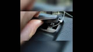 Glovebox latch fixed LR3. Discovery 3 4