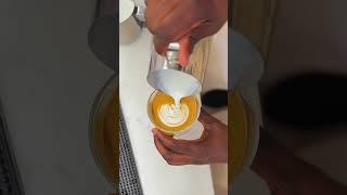 Latte art swan #latteart