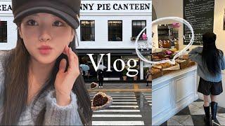 VLOG  대문자 J의 서울 나들이 🫧 J지만 약간의 허술함을 곁들인..일상 브이로그  간호사 브이로그  입사전까지 부지런히 놀러다니는 일상  한남동 삼각지역 핫플