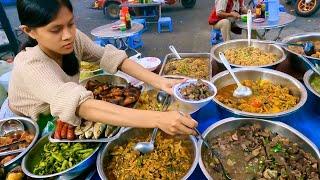 Cambodian street food in Phnom Penh  Delicious plenty Khmer food for dinner selling on the street