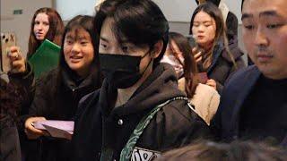 Lee Chan Seventeen Dino 디노 arrival @ Charles de Gaulle Airport for the Paris Fashion Week