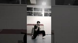 Keep training with nunchakus#nunchaku #nunchuks #nunchakutricks #martialarts #brucelee