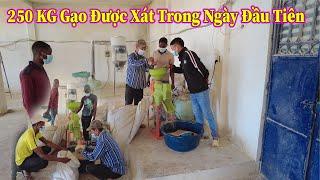 Linh Philip  Gần 3 Tạ Gạo Thành Phẩm Được Xát Trong Ngày Đầu Tiên 