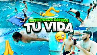 TOMAMOS VERDADERAS CLASES DE NATACIÓN CON SOÑADORES ‍ QUIEN NADA MEJOR?  ‍️🩲 Grillo la Duda