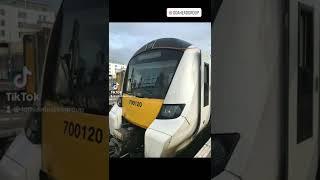 Cab of a Siemens BR Class 700.