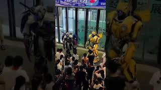 Bumblebee Optimus Prime DOU assistant at the entrance of the shopping mall