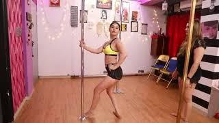 Kangna Sharma hot Dance