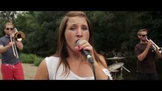 Skolka - Gemma Gemma live official Video