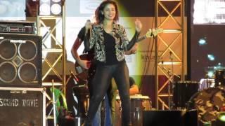 Kamli Kamli Live By Sunidhi Chouhan