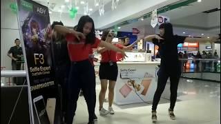 Maumere Dance.  Goyang Maumere ...Dance Cover By OPPO Bandung.