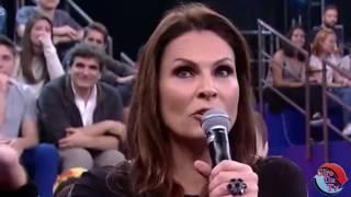 Karol Conka Faz Pergunta incrível pra Laura Muller no Altas Horas 15042017