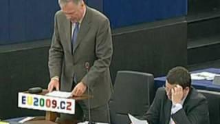 Aufruhr im EU-Parlament um Le Pen und tschechische Regierung