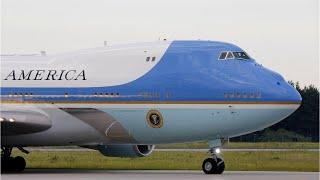 Journalists given stern warning to stop stealing souvenirs from Air Force One
