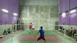 Sakinah Gendong Aki-Aki lawan anak muda #pbcampoet #bulutangkis #badminton