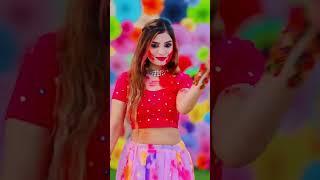 Hot Girl Play Holi 