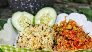 Bikin kalap  Nasi daun jeruk dan ayam geprek kemiri