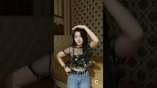 cewek cantik goyang nafsu