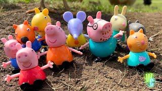 Peppa Pig Toys Covered in Mud Can You Help Us Clean Them?