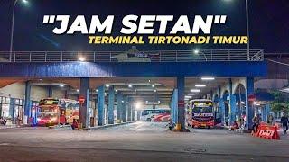 Ketemu DOUBLE DECKER PERTAMA Agra Mas  Jam Setan di Terminal Tirtonadi