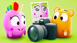 Smile for the Camera  Talking Tom & Friends  Animated Cartoons