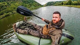 Alleine mit Packraft auf Fluss-Tour & Übernachtung auf Insel Survival Squad Gear