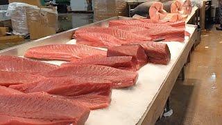 Fulton Fish Market - Fish Cutting and Full Tour - Hunts Point Bronx NYC