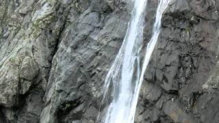 Водопад Тахкадон малый Зейгеланский