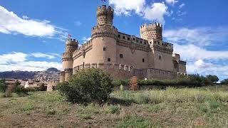 CIUDAD DE MANZANARES EL REAL - Y SU ALUCINANTE CASTILLO MEDIEVAL - ESPAÑA .