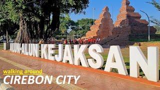 Cirebon City @WalkingAroundIndonesia Taman Krucuk to Alun Alun Kejaksan Cirebon Square v Jalan Siliwangi