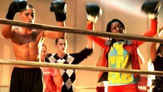 Scène de boxe et de danse  American Girls 5 Que la meilleure gagne  Extrait VF