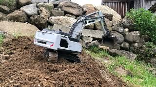 RC Bagger Liebherr bei Aushub Arbeiten 114