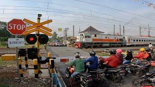 Perlintasan Kereta Api Sekarpace Jebres Kota Surakarta Jawa Tengah