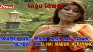 Rita Sugiarto - Pria Idaman Video + Lirik