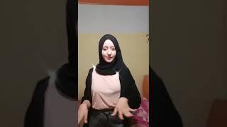 cewek jilbab joget tiktok