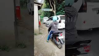 Demi keselamatan beri jalan di tanjakan #shorts #short