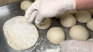 مراحل خمیر پیتزا رستورانی  The Best Pizza Dough Recipe