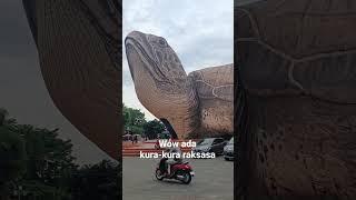 Ada kura-kura raksasa 