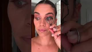 Sara Sampaio - Makeup  2023