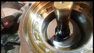 Устройство и ремонт гидромотора поворота экскаватора Hyundai 220lc9. Kawasaki m2x170