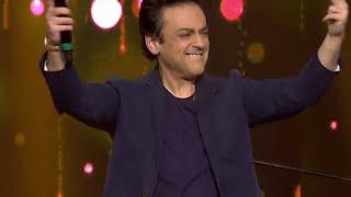 Our fastest pianist Adnan Sami shows us how it is done at the RSMMA  Radio Mirchi