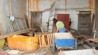 A couple left the city to renovate an abandoned mud house  cleaning the dusty room Makeover