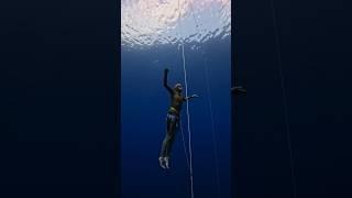 Погружение в глубину без ласт #фридайвинг #freediving #swimming
